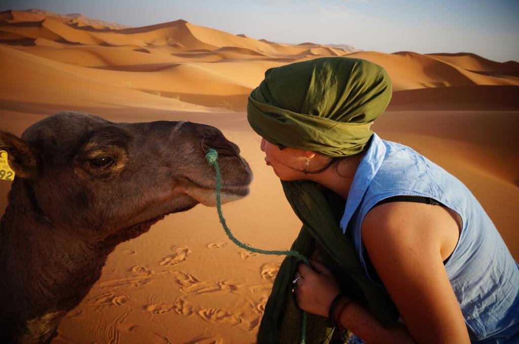 Hotel Sahara Camel Tours Camp Merzouga Camera foto